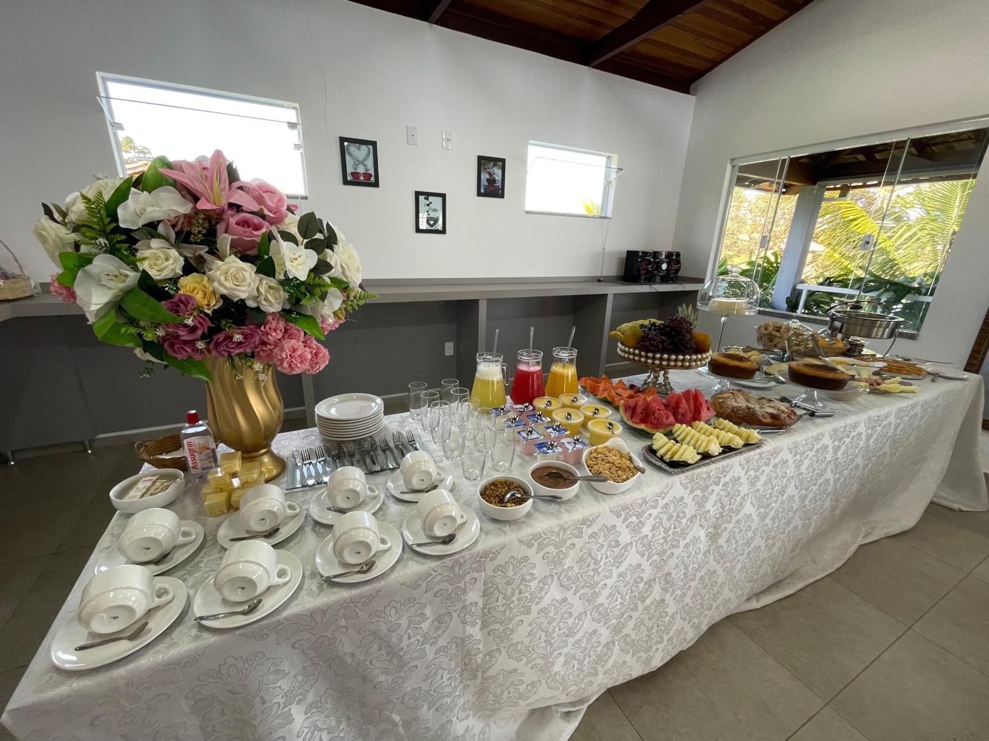 Pousada Dona Tereza กัวเป ภายนอก รูปภาพ